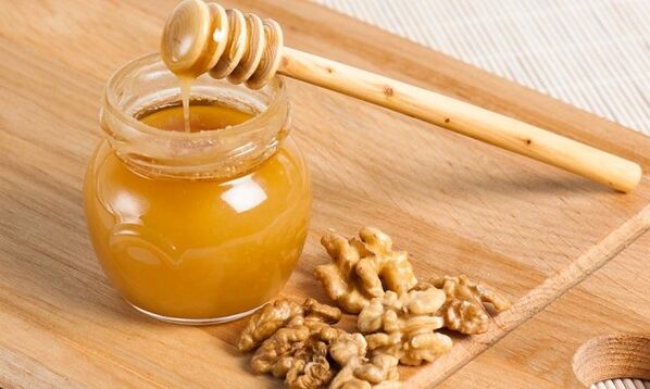 med a vlašské ořechy pro růst penisu